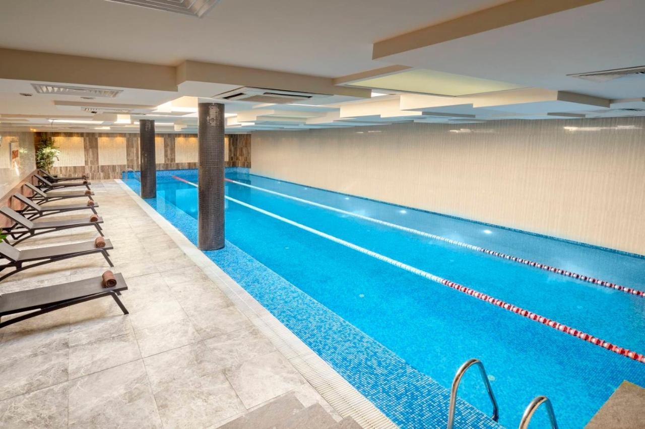 Hotel Emirates Sofia Bagian luar foto