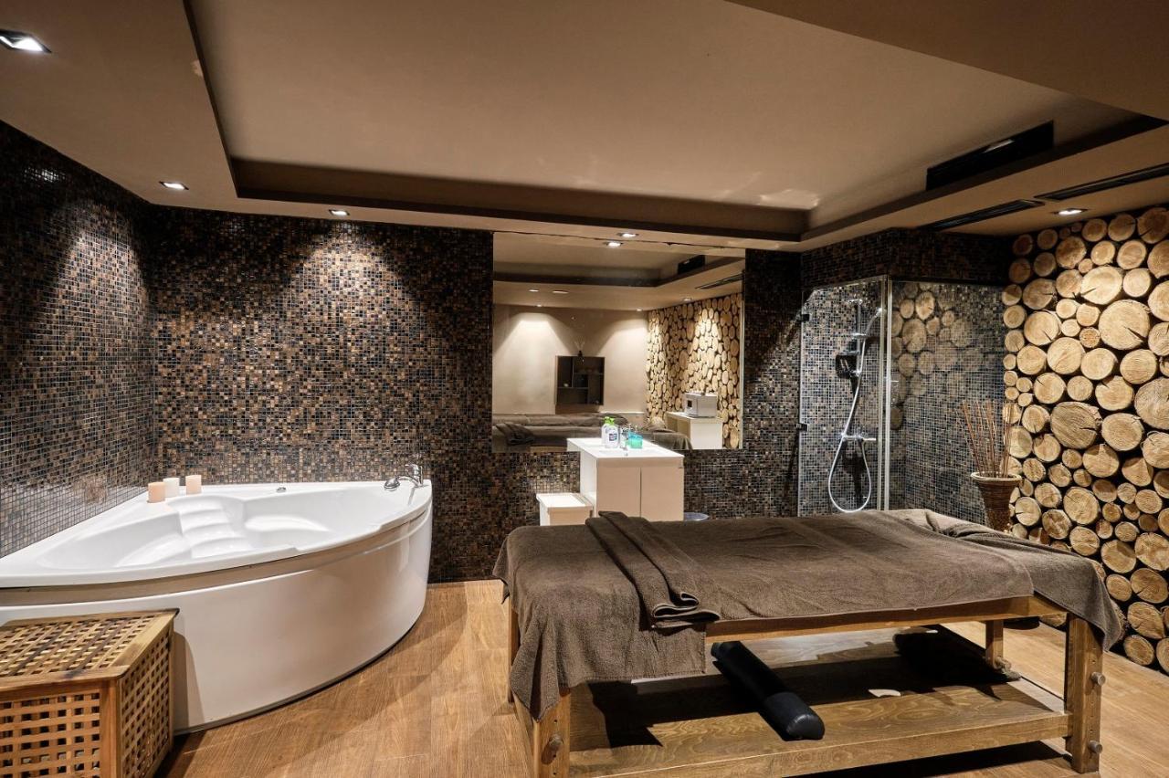 Hotel Emirates Sofia Bagian luar foto